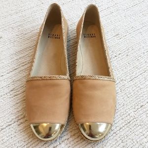 Stuart Weitzman | Tipadrille Flats | Tan/Gold | 9